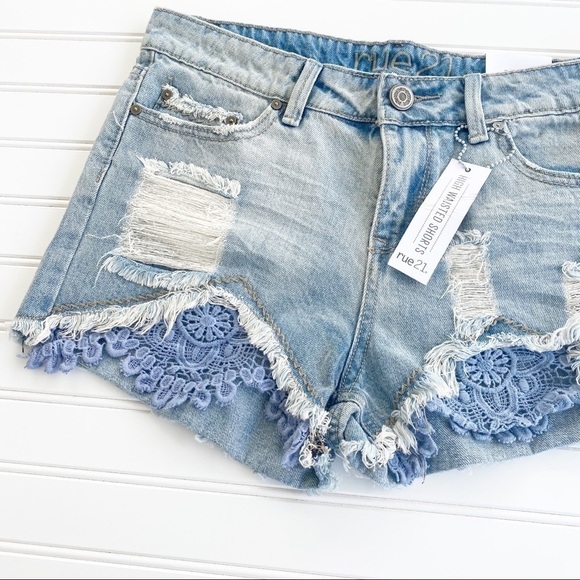 High waisted shorts New with tags - Picture 3 of 8